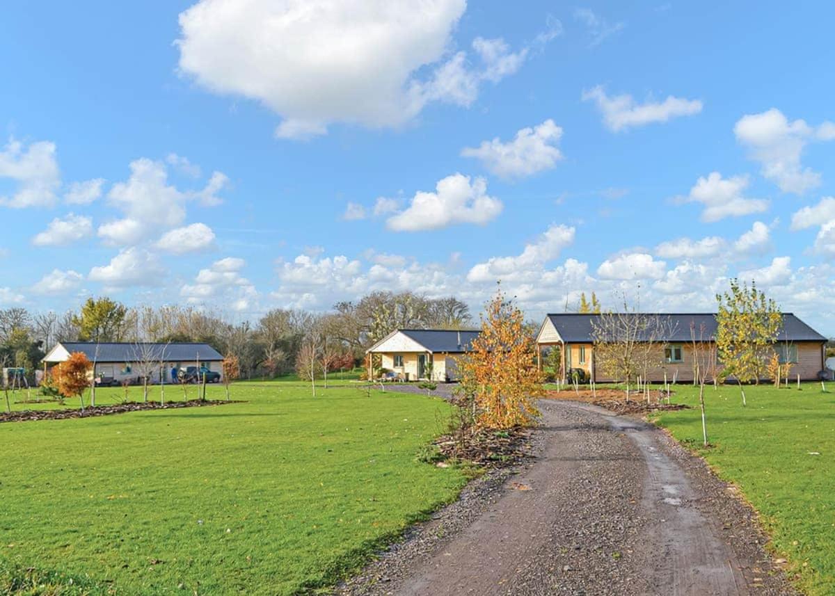 Little Moorland Farm Lodges Chapel Allerton 외부 사진